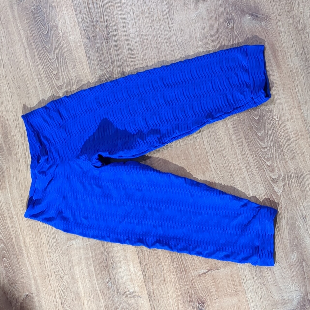Bum Bum Bacana legging size S/M 90%polyester 10% elastano color blue